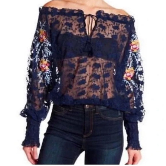 Free People Navy Embroidered Jubilee Floral Lace Peasant Top stretch siz… - Picture 1 of 11
